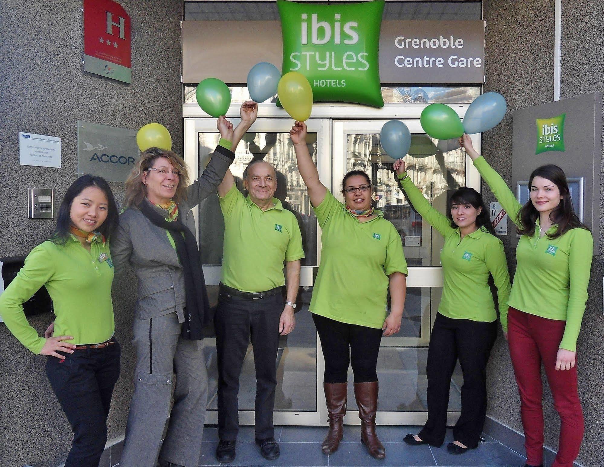 Hotel Ibis Styles Grenoble Centre Gare Exterior foto